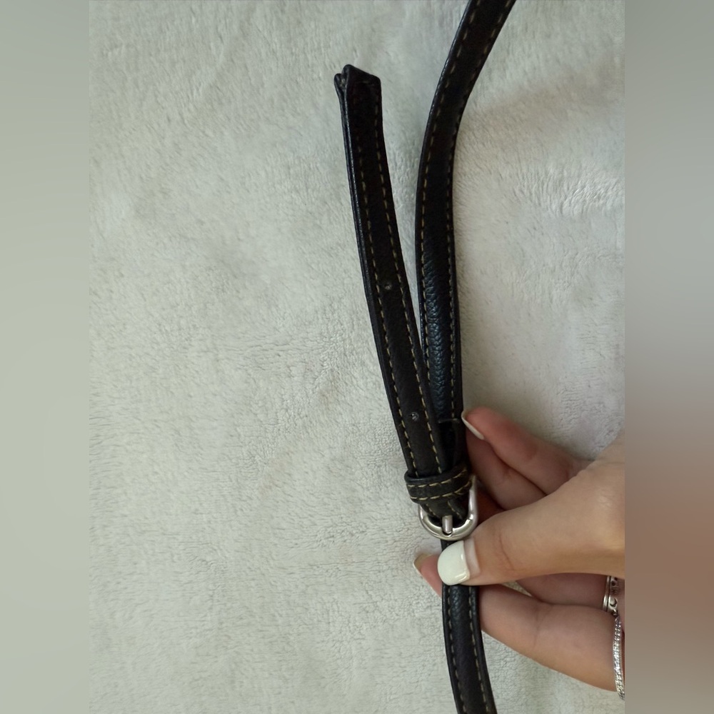Women’s Leather Crossbody Purse - Picture 2 of 6